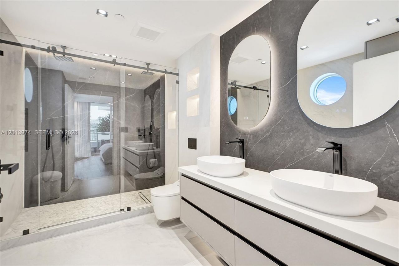 1170 101st St, Unit 602, Bay Harbor Islands, FL 33154 Photo