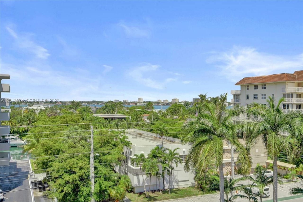 1170 101st St, Unit 602, Bay Harbor Islands, FL 33154 Photo