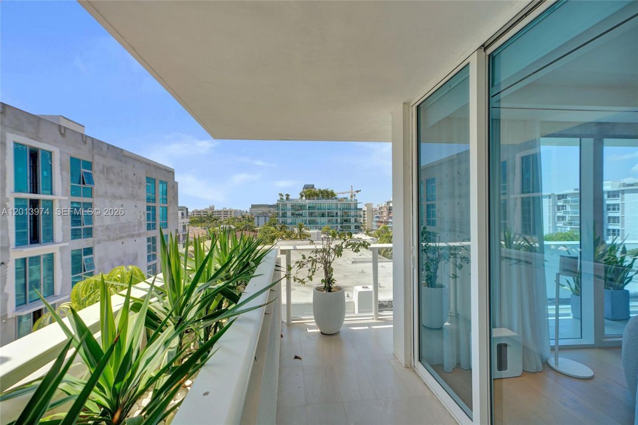 1170 101st St, Unit 602, Bay Harbor Islands, FL 33154 Photo
