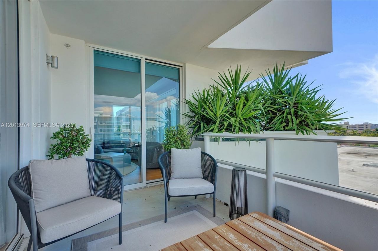 1170 101st St, Unit 602, Bay Harbor Islands, FL 33154 Photo