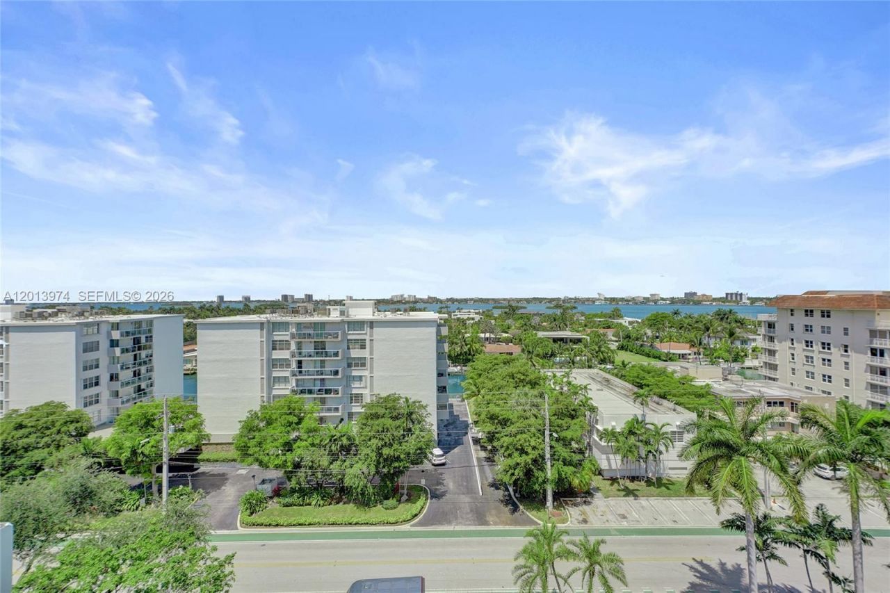 1170 101st St, Unit 602, Bay Harbor Islands, FL 33154 Photo