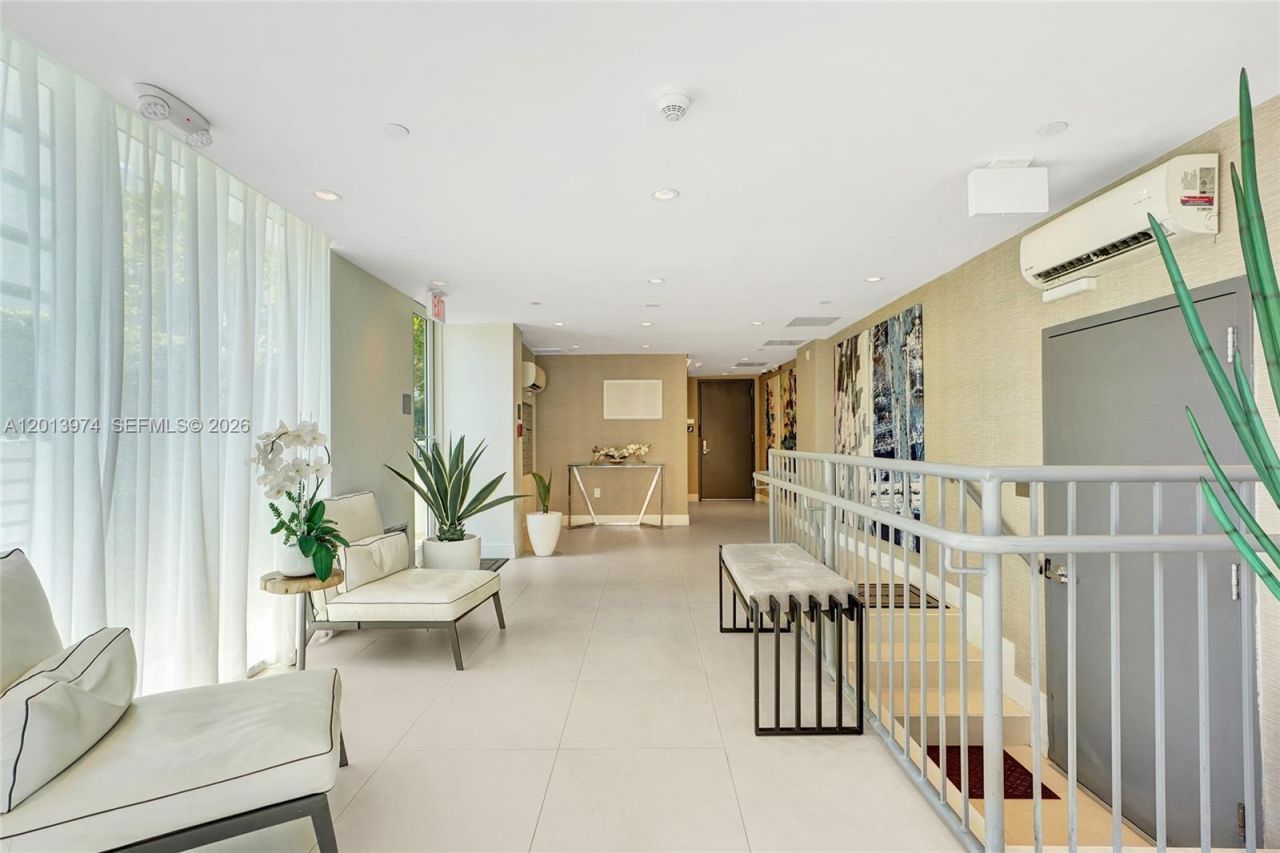 1170 101st St, Unit 602, Bay Harbor Islands, FL 33154 Photo