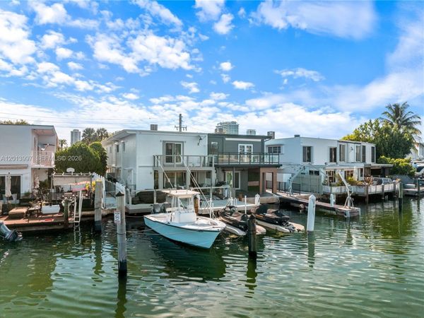 7406 Gary Ave , Miami Beach, FL 33141