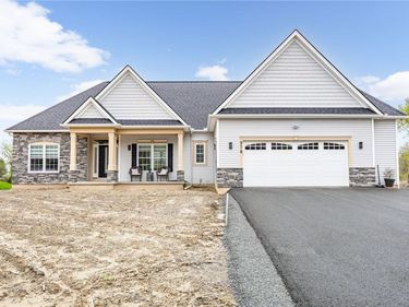 978 State Road, Webster, NY 14580