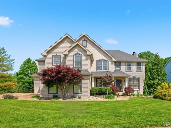 604 Wyndham Crossings Circle, Des Peres, MO 63131