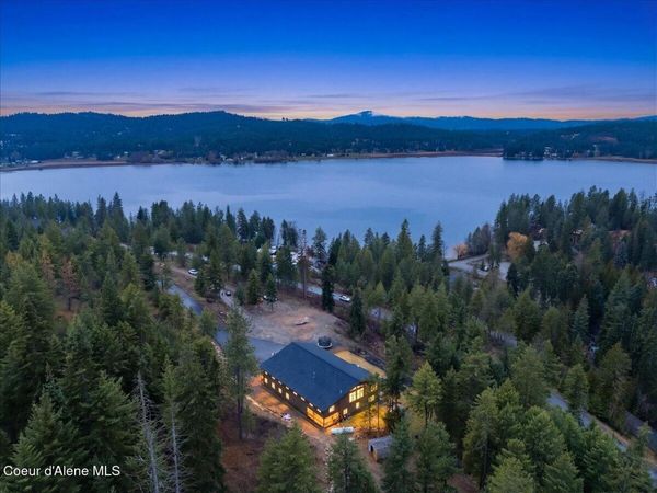 17045 W Cade RD , Hauser, ID 83854