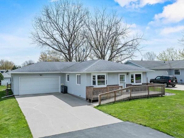 715 HINMAN AVENUE, Marshfield, WI 54449