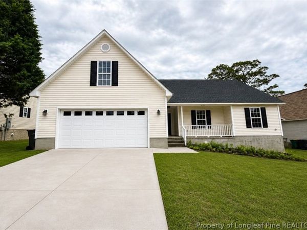 5361 Pringle Way , Hope Mills, NC 28348