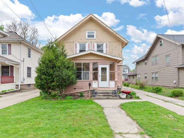 1002 S West Avenue, Jackson, MI 49203