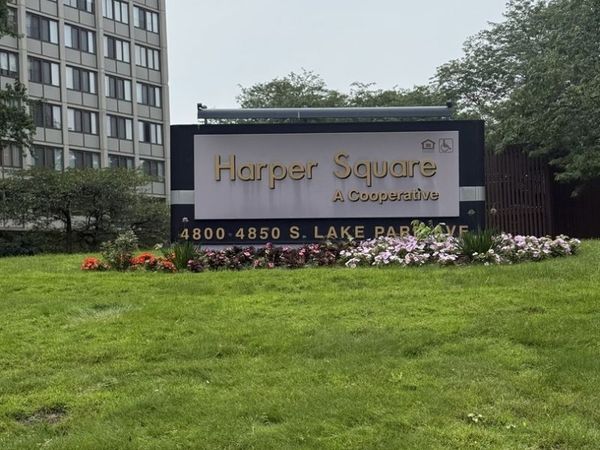 4850 S Lake Park Avenue, Unit 1507B, Chicago, IL 60615