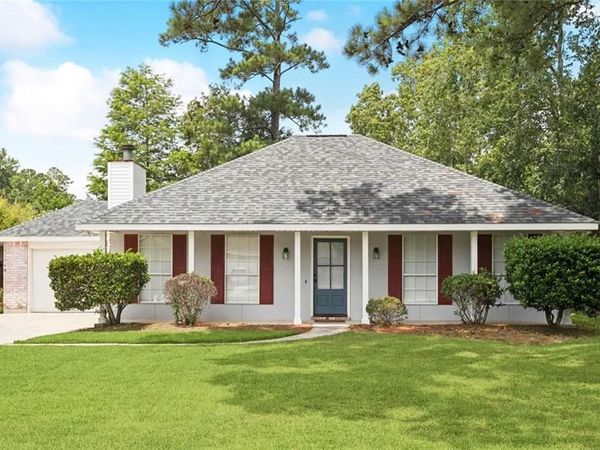 2190 STEVEN Street , Mandeville, LA 70448