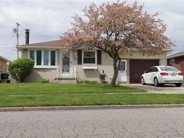 26 Caroline Lane, Depew, NY 14043
