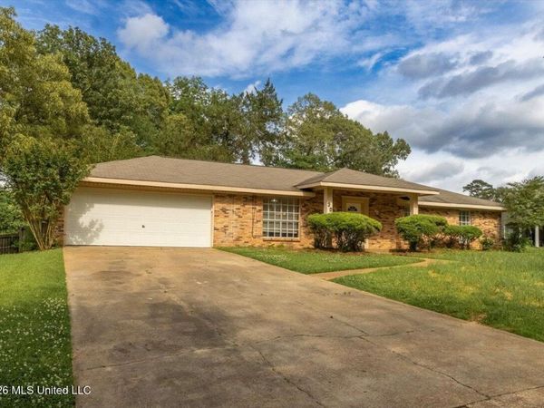 30 Fox Glen Cove, Brandon, MS 39042