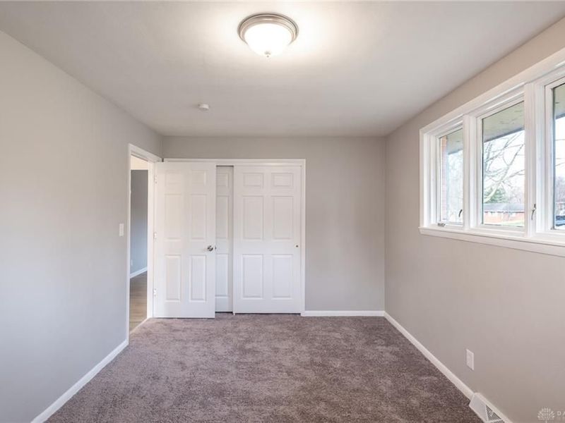 420 Stoneybrook Drive, Kettering, OH 45429 Photo 11