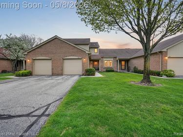 537 Tennyson, Rochester Hills, MI 48307