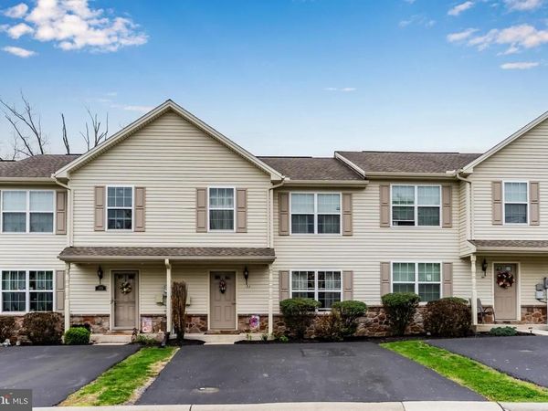 153 MAPLETON BOULEVARD, HARRISBURG, PA 17112