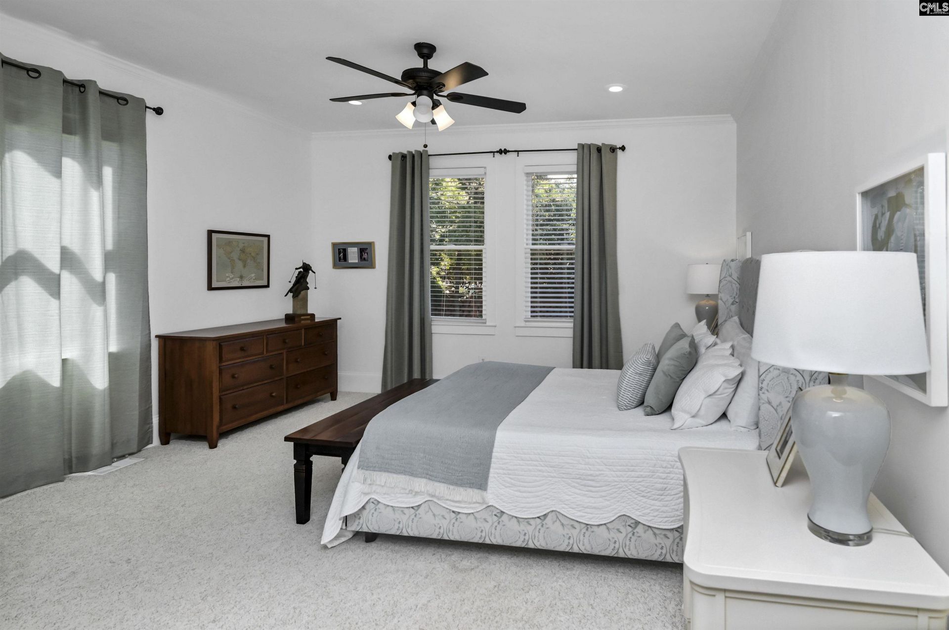 2410 Duncan Street  Photo 32