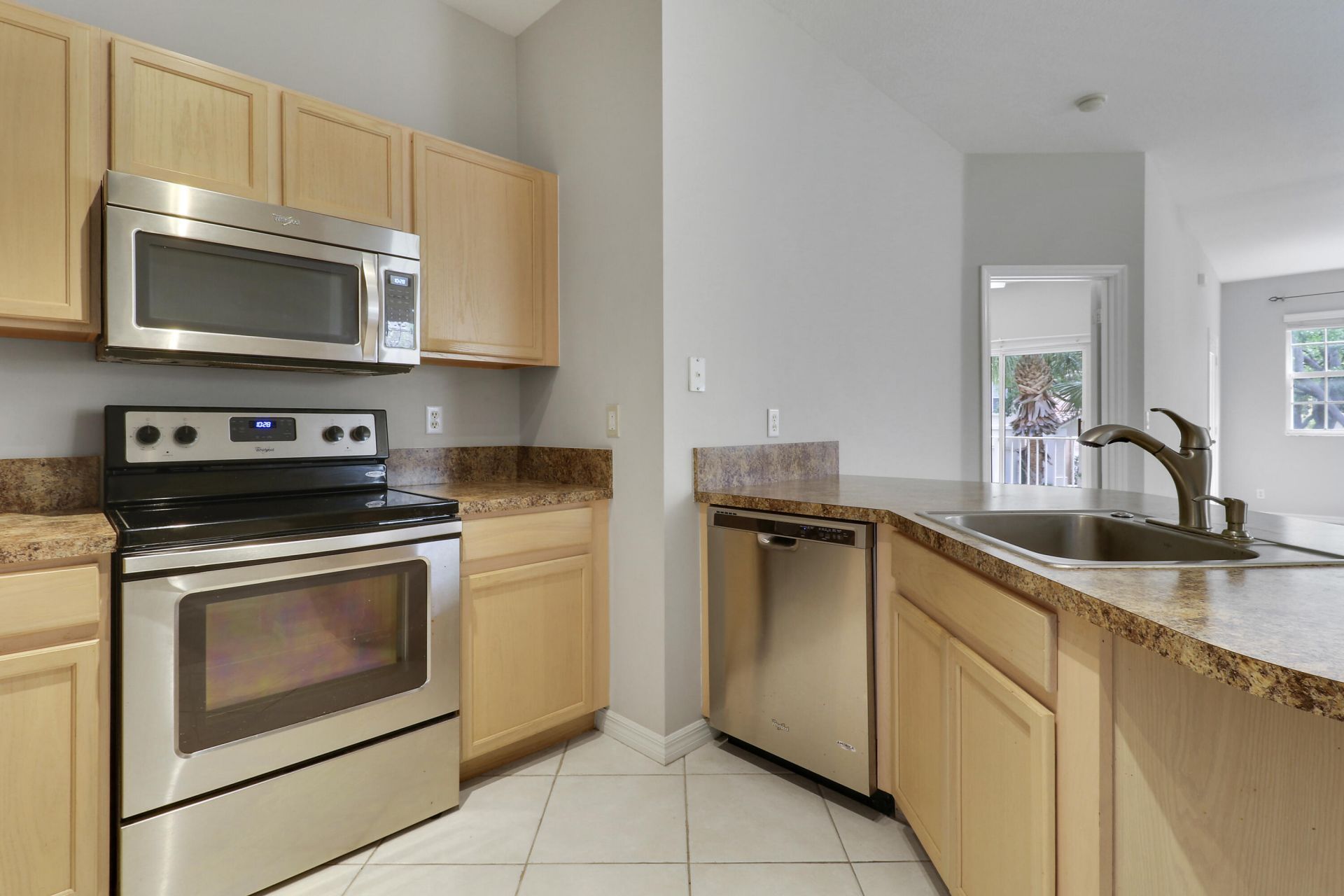 104 Lighthouse Circle, Unit H-2, Tequesta, FL 33469 Photo
