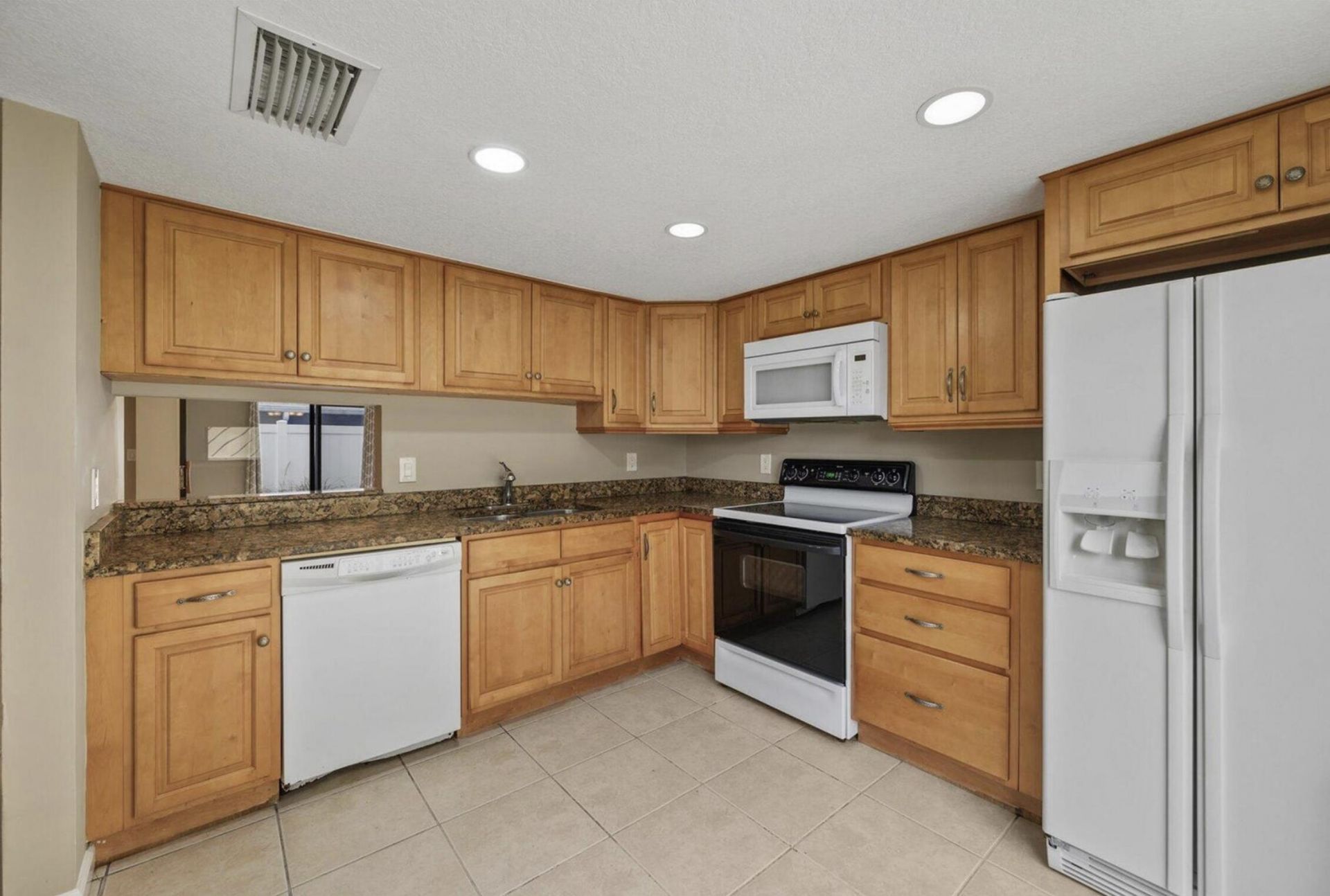 402 Lakewood Court, Unit 2b, Jupiter, FL 33458 Photo