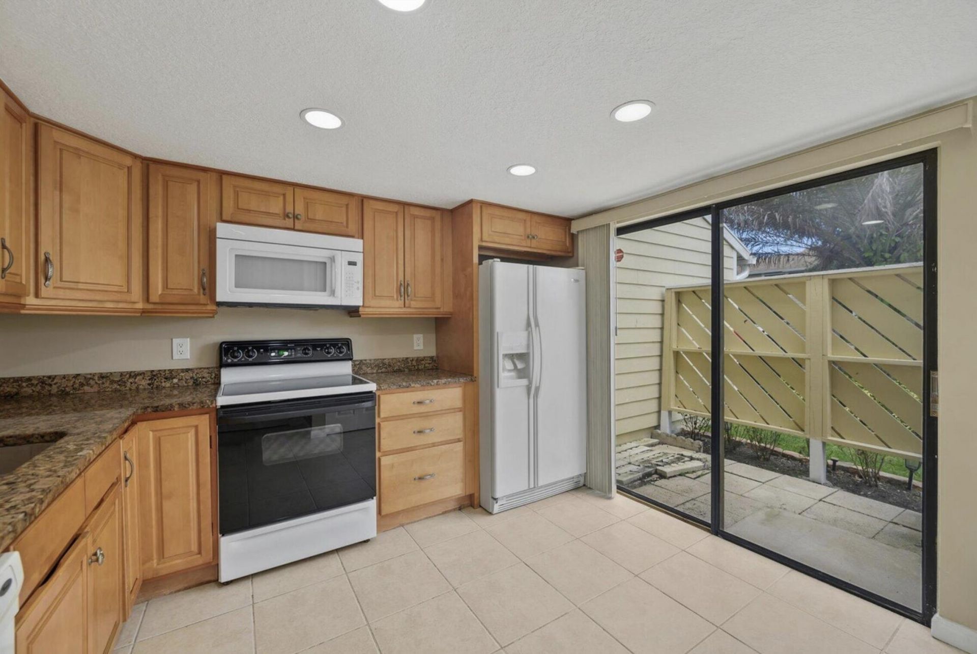 402 Lakewood Court, Unit 2b, Jupiter, FL 33458 Photo