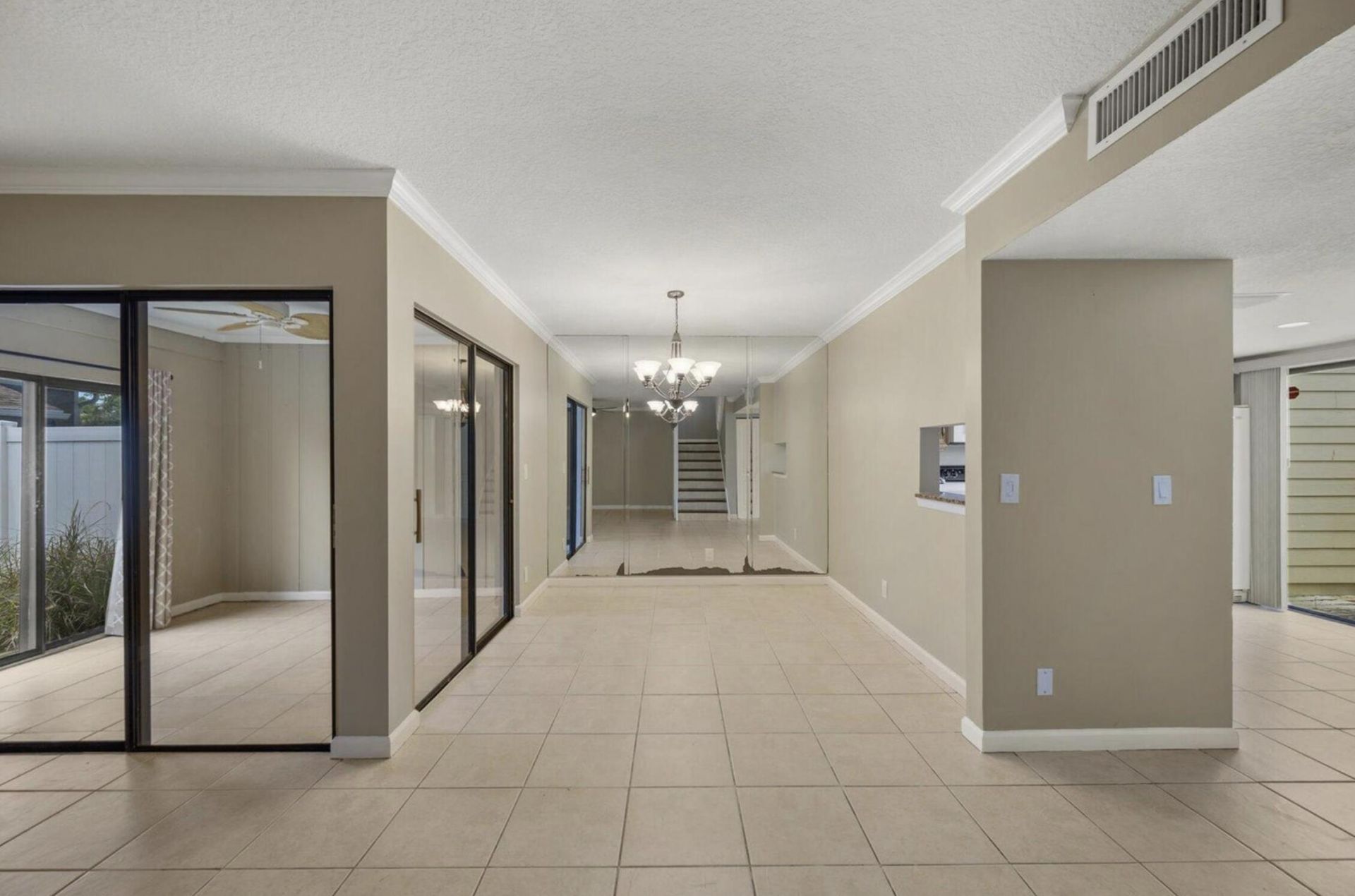 402 Lakewood Court, Unit 2b, Jupiter, FL 33458 Photo