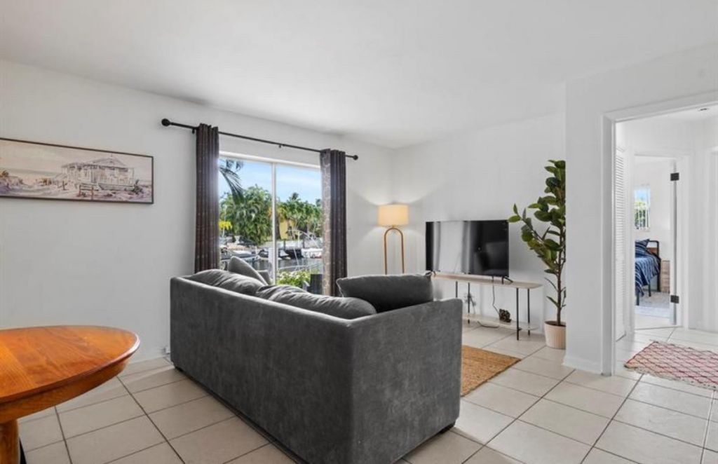 3860 NE 23rd Avenue, Unit 4, Lighthouse Point, FL 33064 Photo