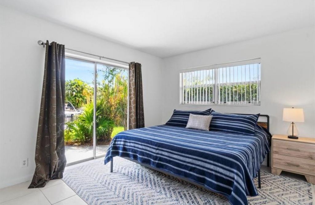 3860 NE 23rd Avenue, Unit 4, Lighthouse Point, FL 33064 Photo