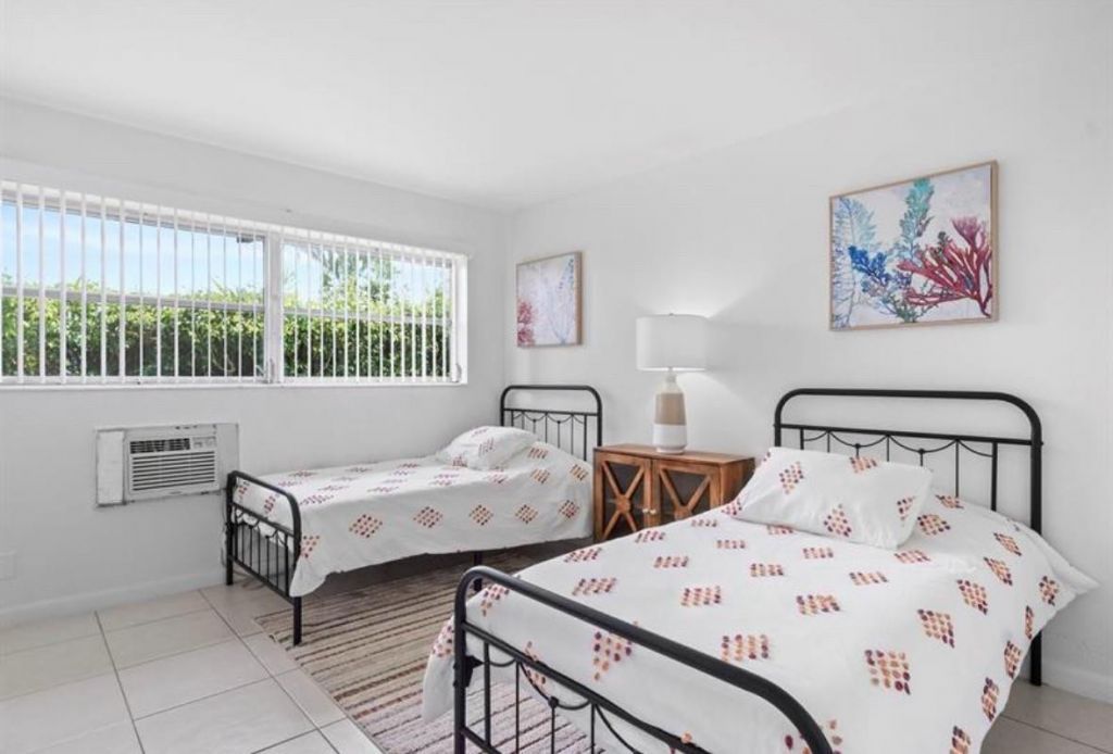 3860 NE 23rd Avenue, Unit 4, Lighthouse Point, FL 33064 Photo