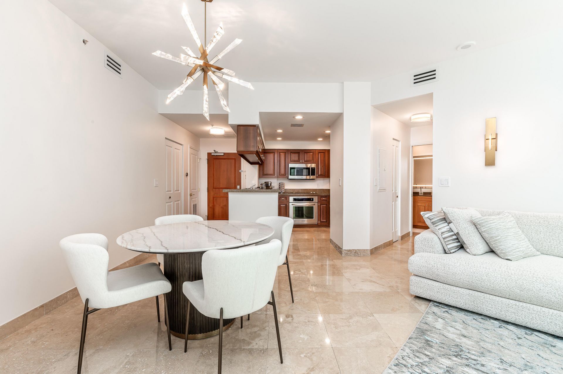 347 N New River Drive E, Fort Lauderdale, FL 33301 Photo