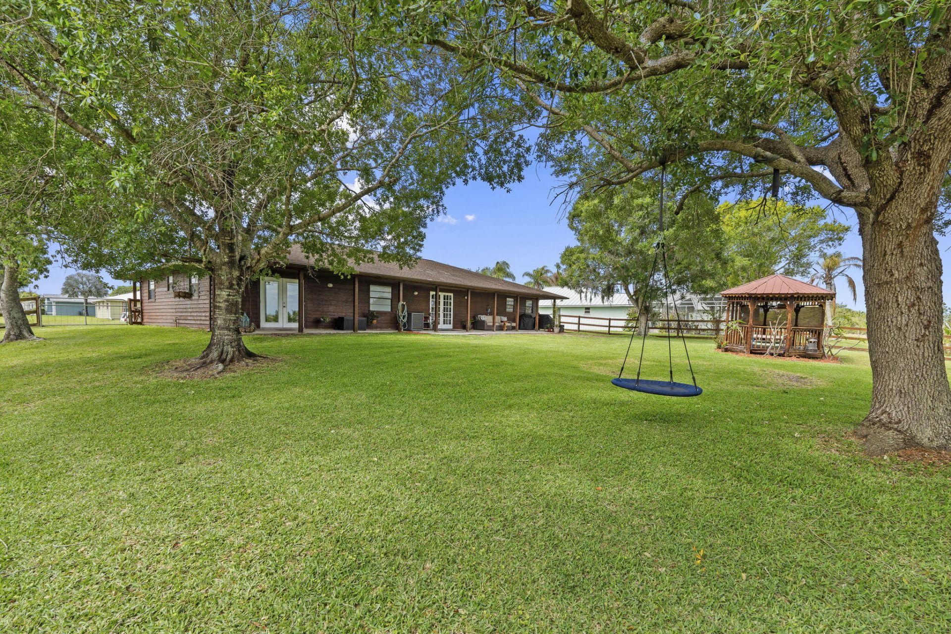 210 Deerwood Lane, Fort Pierce, FL 34947 Photo