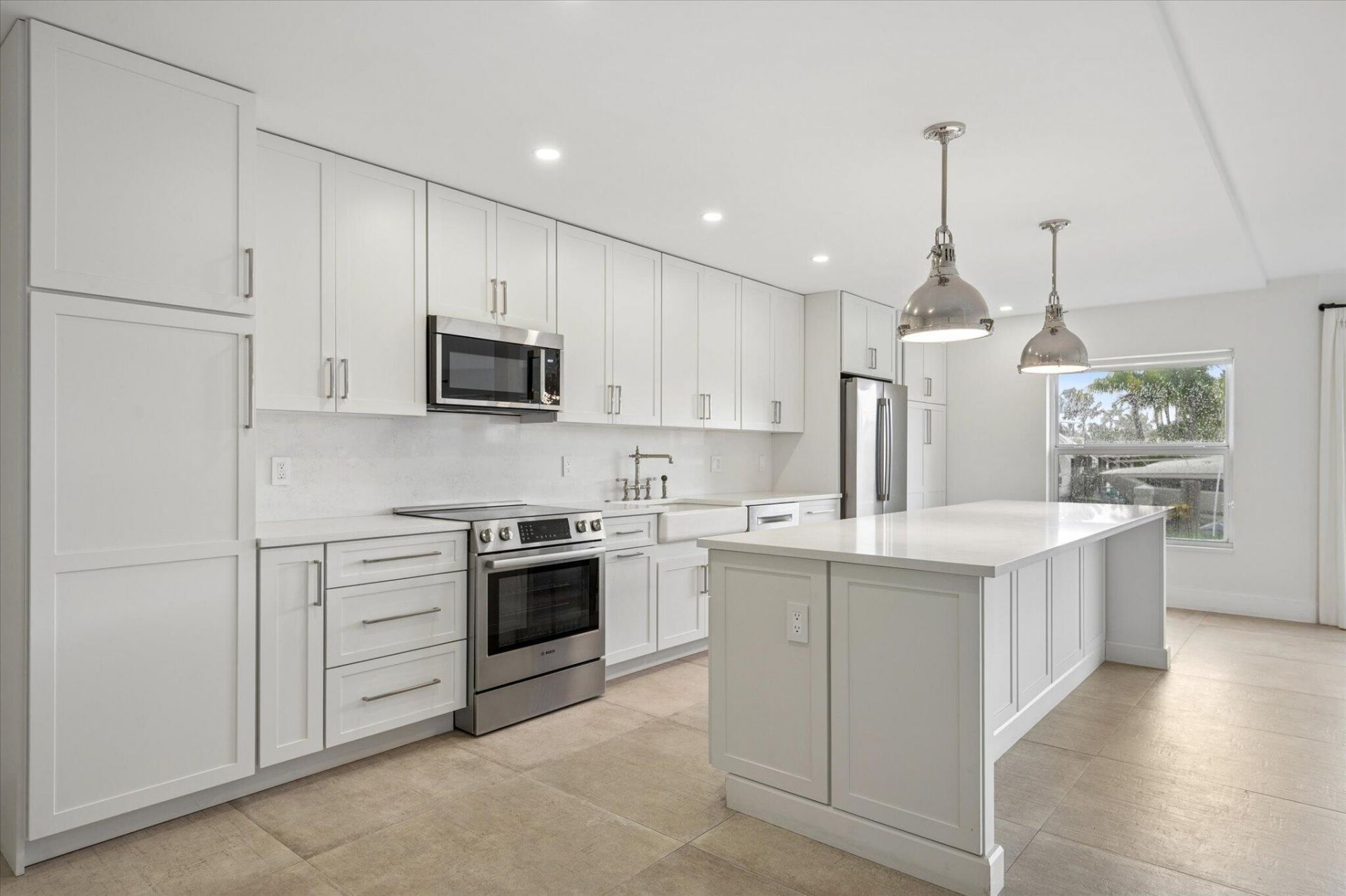 5100 Bayview Drive, Unit 106, Fort Lauderdale, FL 33308 Photo