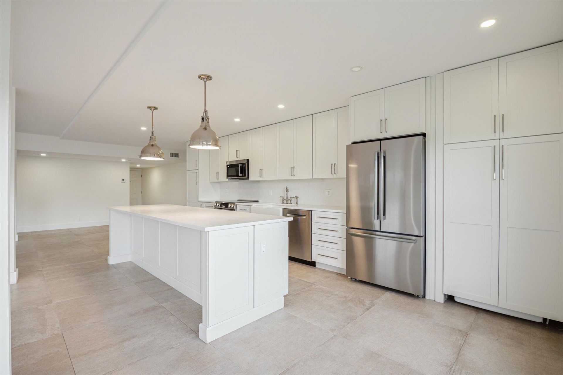 5100 Bayview Drive, Unit 106, Fort Lauderdale, FL 33308 Photo