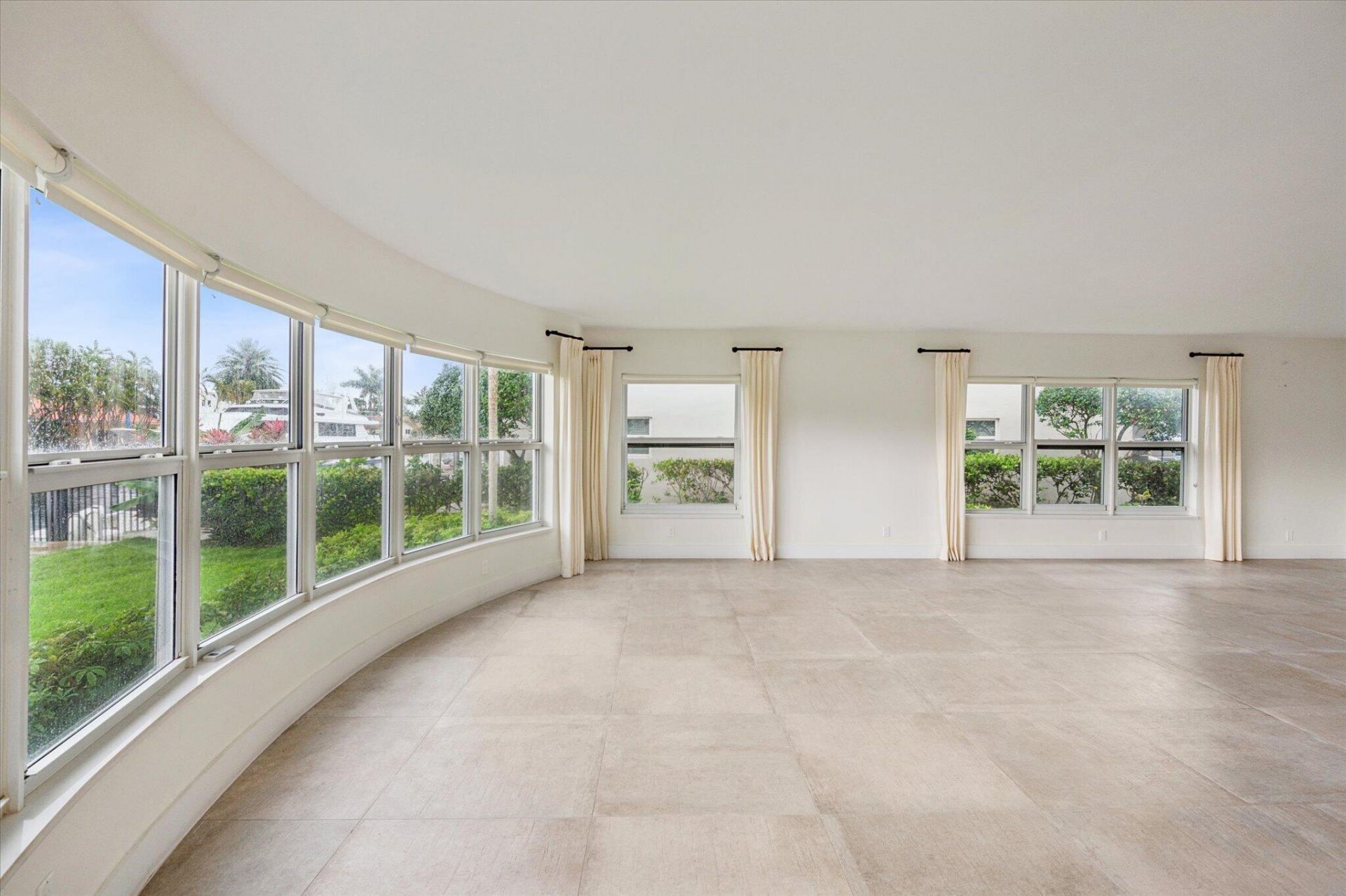 5100 Bayview Drive, Unit 106, Fort Lauderdale, FL 33308 Photo