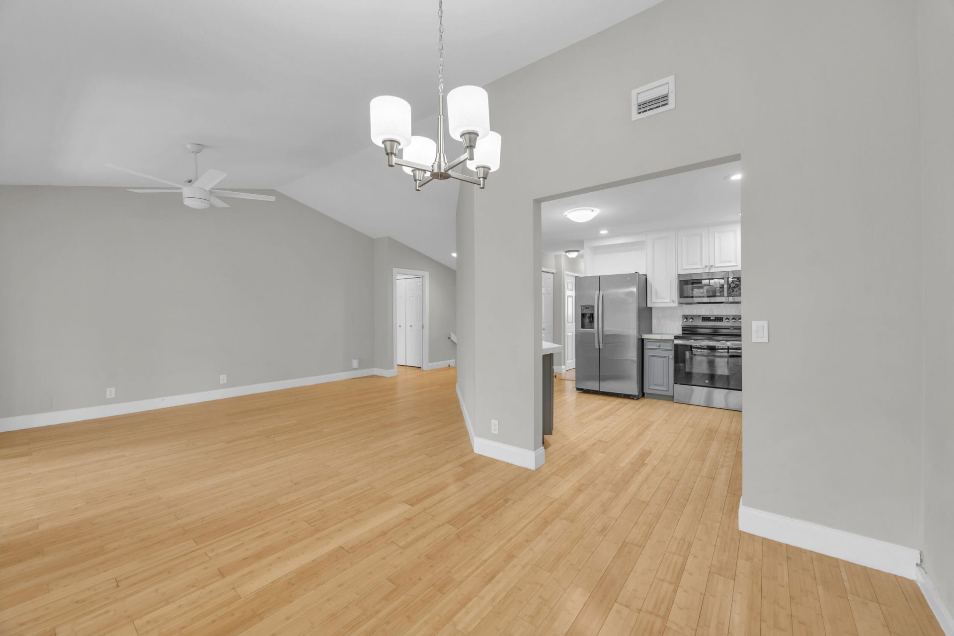 25 Lexington Lane W, Unit F, Palm Beach Gardens, FL 33418 Photo