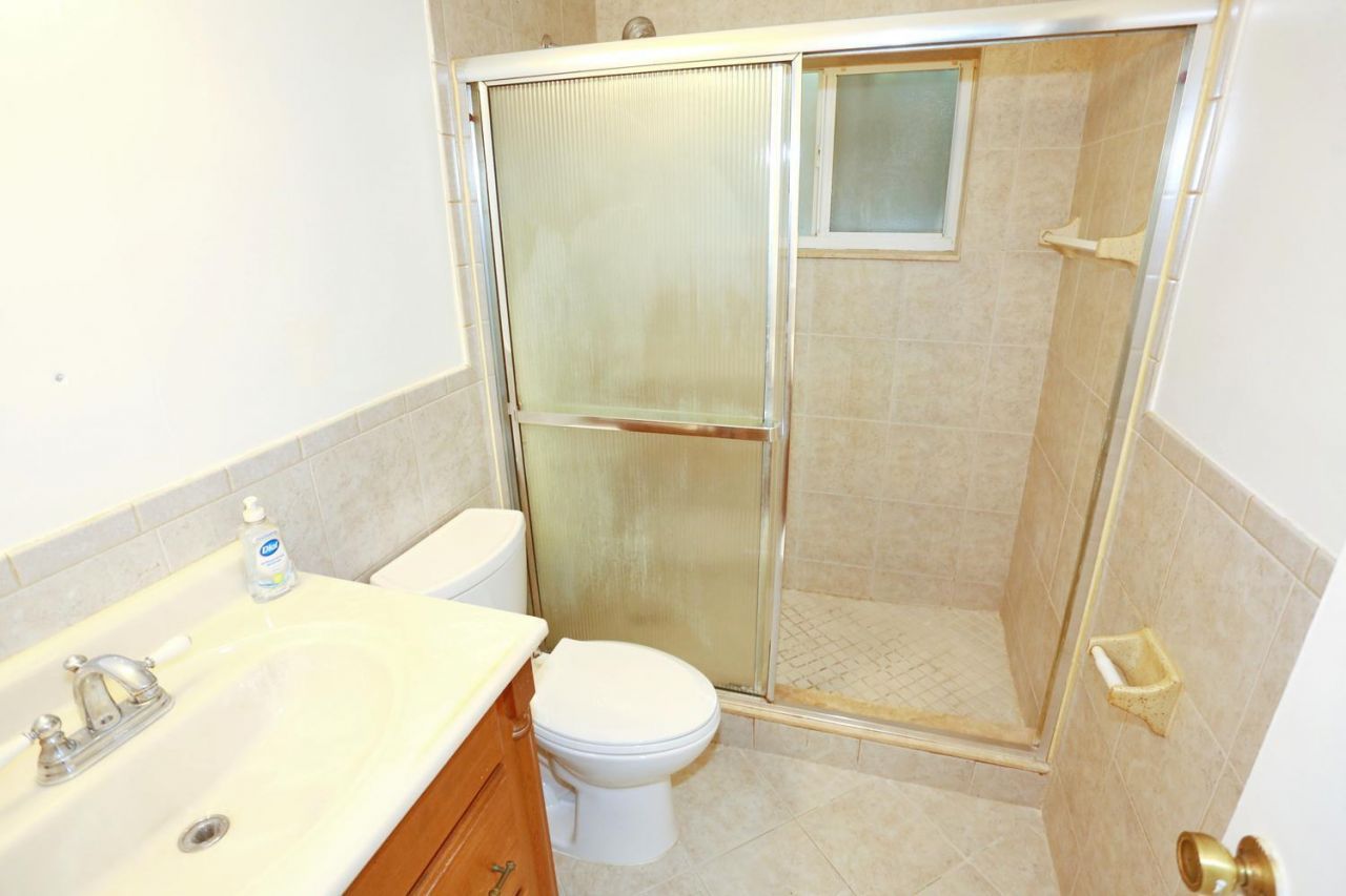 8156 NW 67th Avenue, Tamarac, FL 33321 Photo