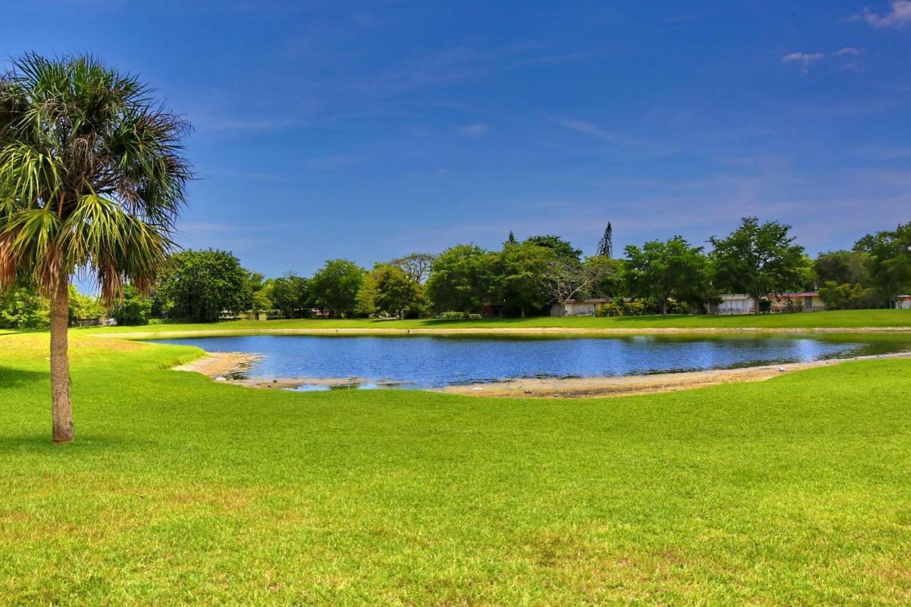 8156 NW 67th Avenue, Tamarac, FL 33321 Photo
