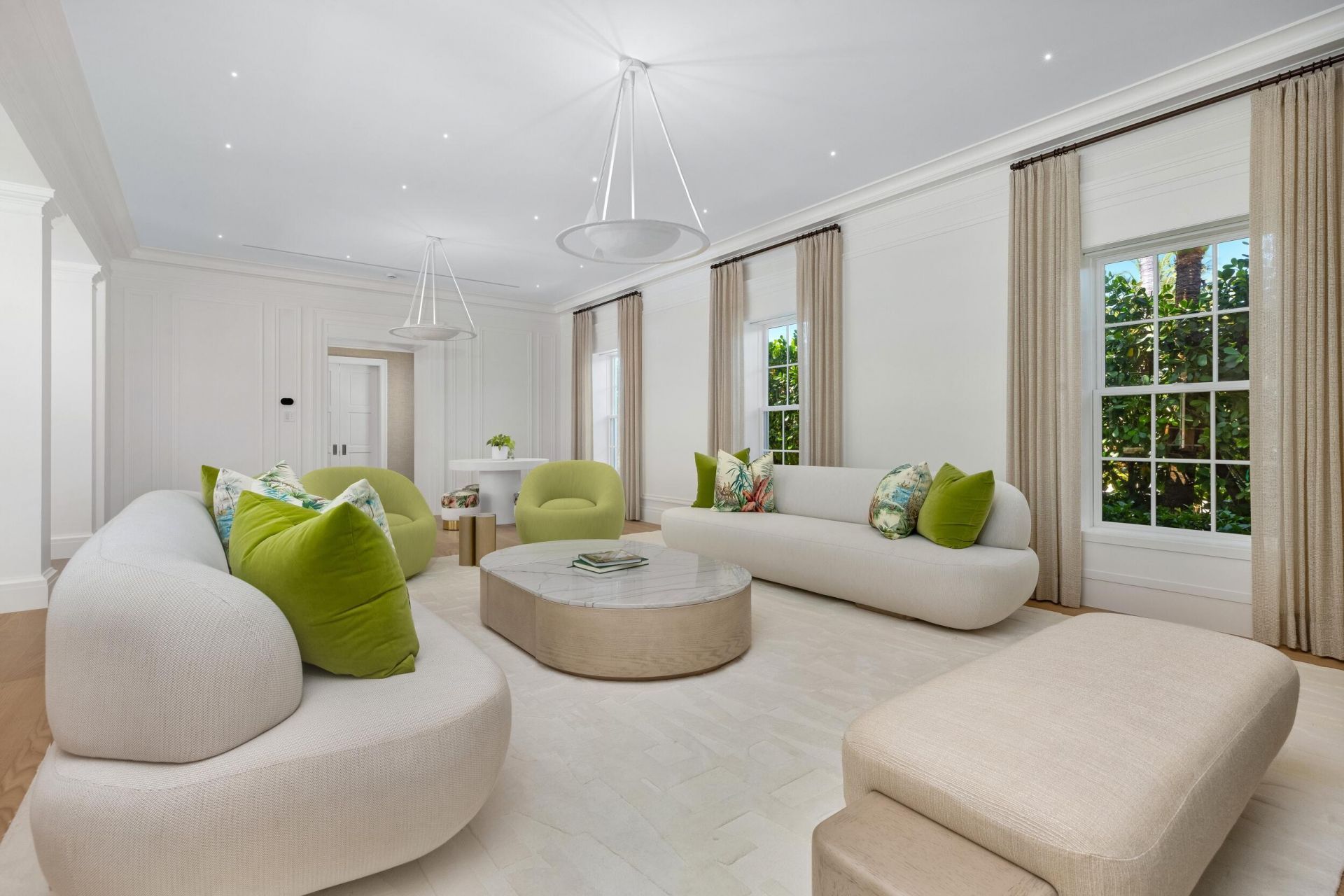 991 N Lake Way, Palm Beach, FL 33480 Photo