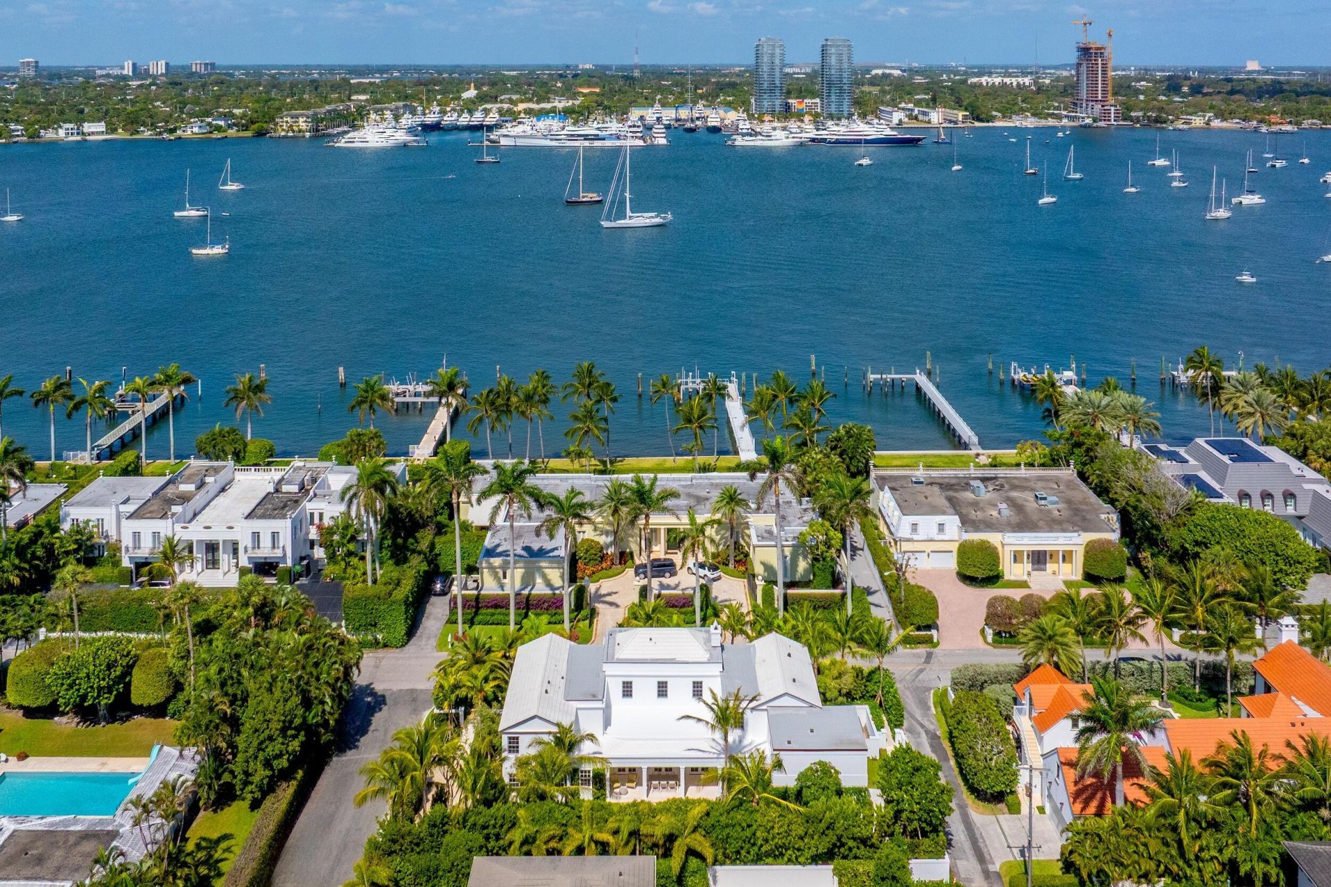 991 N Lake Way, Palm Beach, FL 33480 Photo