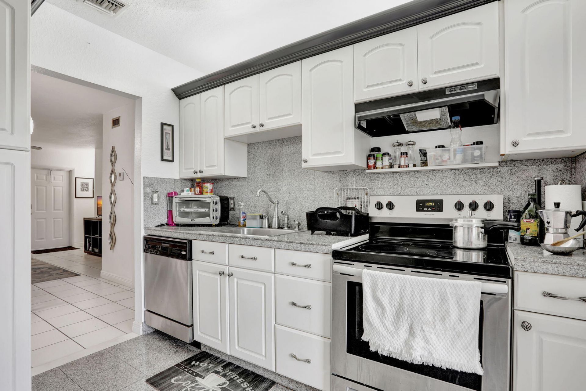461 NW 76th Avenue, Unit 205, Margate, FL 33063 Photo