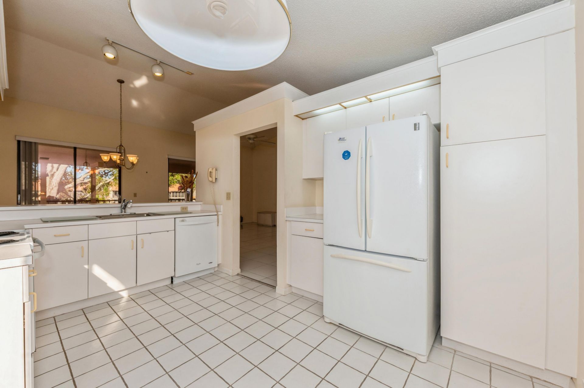 10439 S Circle Lake Drive, Unit 201, Boynton Beach, FL 33437 Photo
