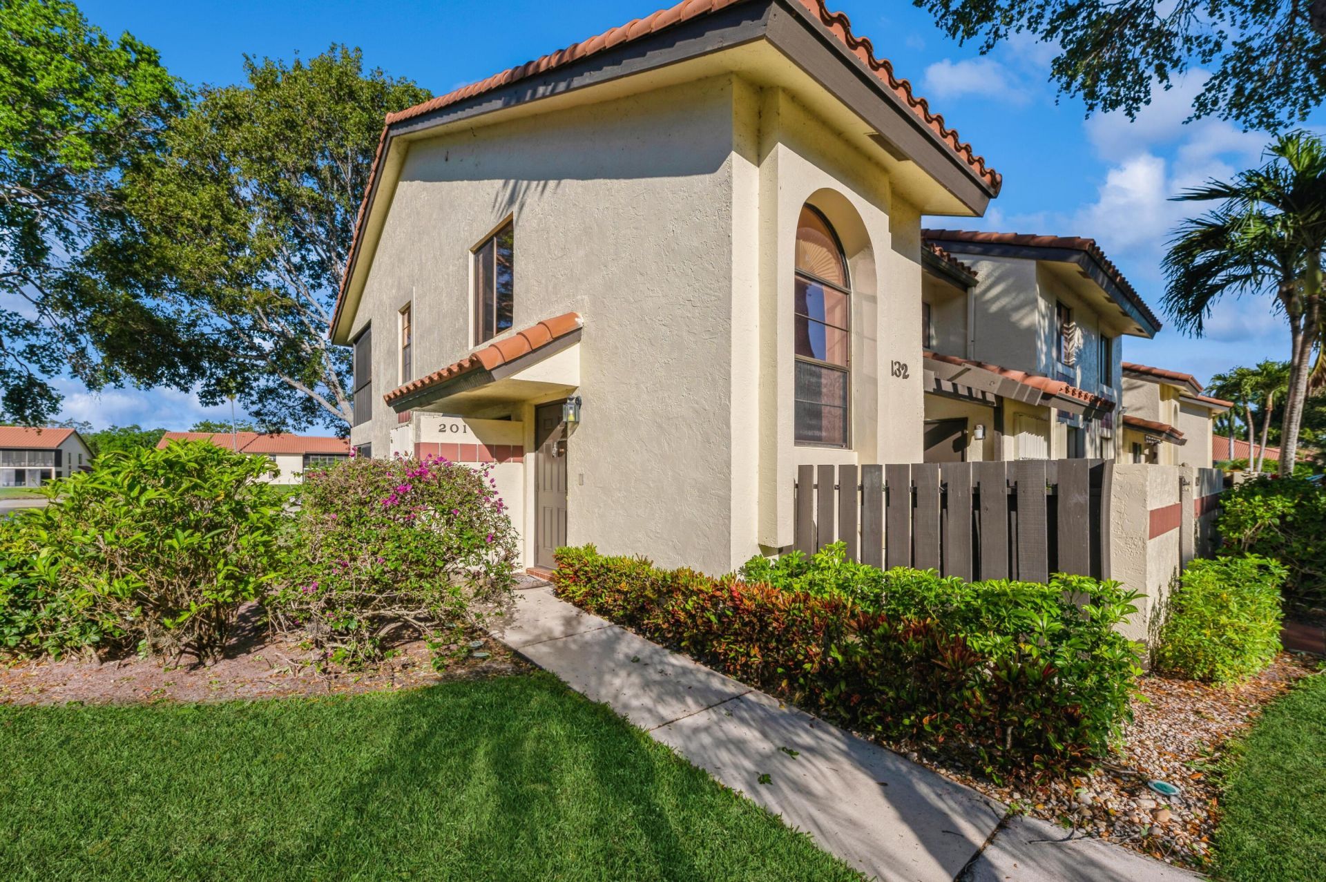 10439 S Circle Lake Drive, Unit 201, Boynton Beach, FL 33437 Photo