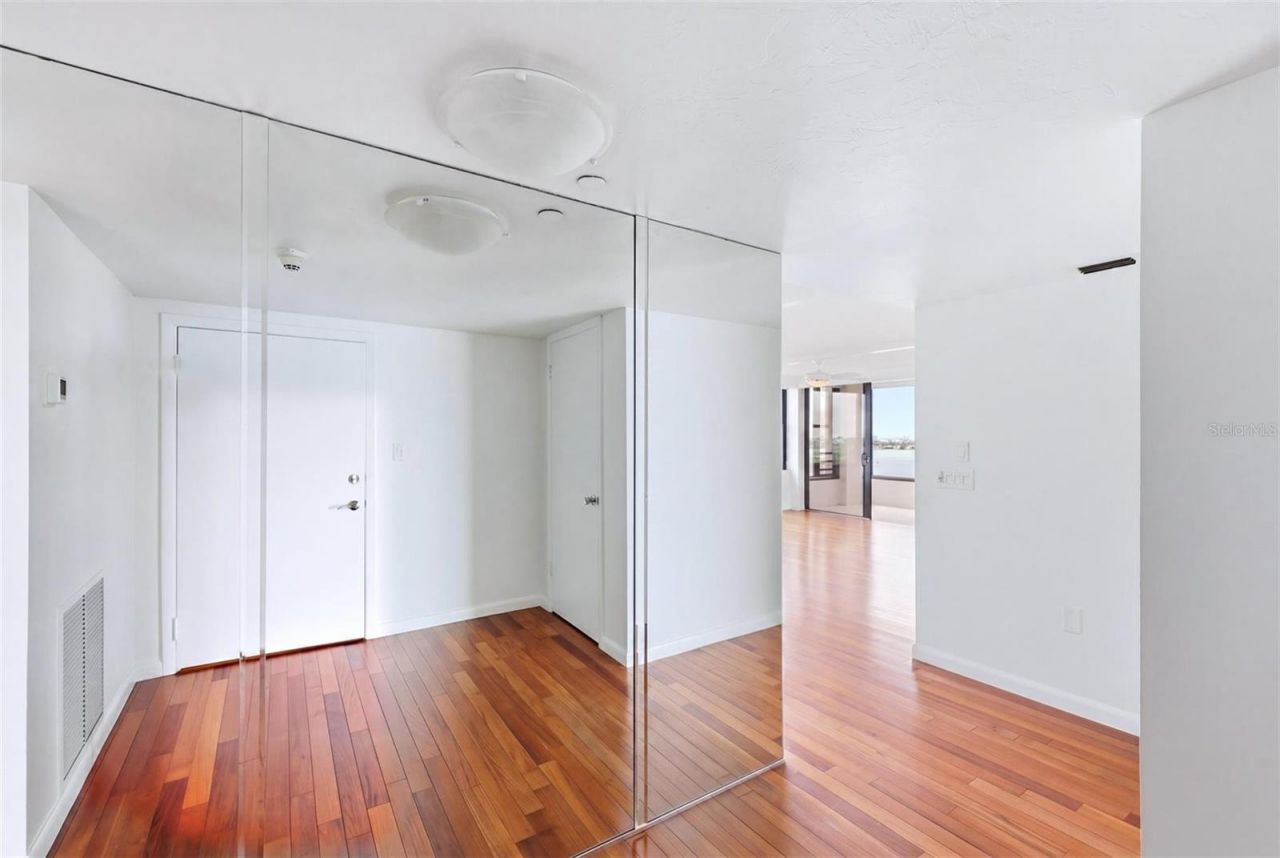 770 S Palm Avenue, Unit 1501, Sarasota, FL 34236 Photo