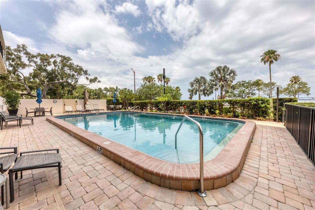 770 S Palm Avenue, Unit 1501, Sarasota, FL 34236 Photo