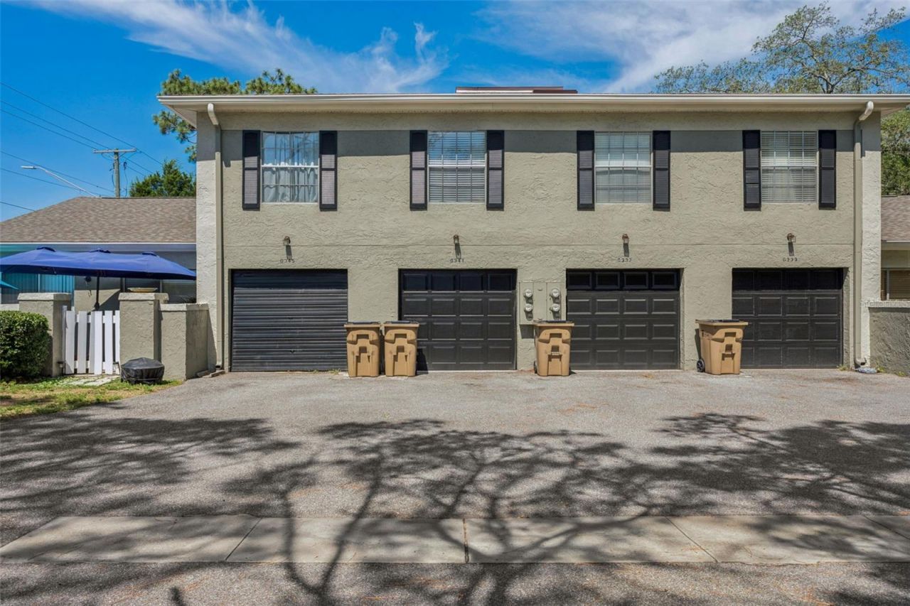 6341 Treetop Circle , Unit 6341, Temple Terrace, FL 33617 Photo