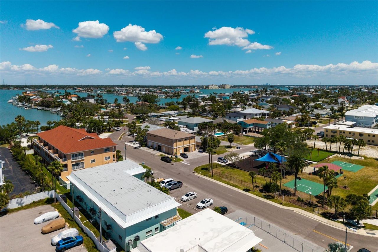 10 164th Avenue, Unit 1, Redington Beach, FL 33708 Photo