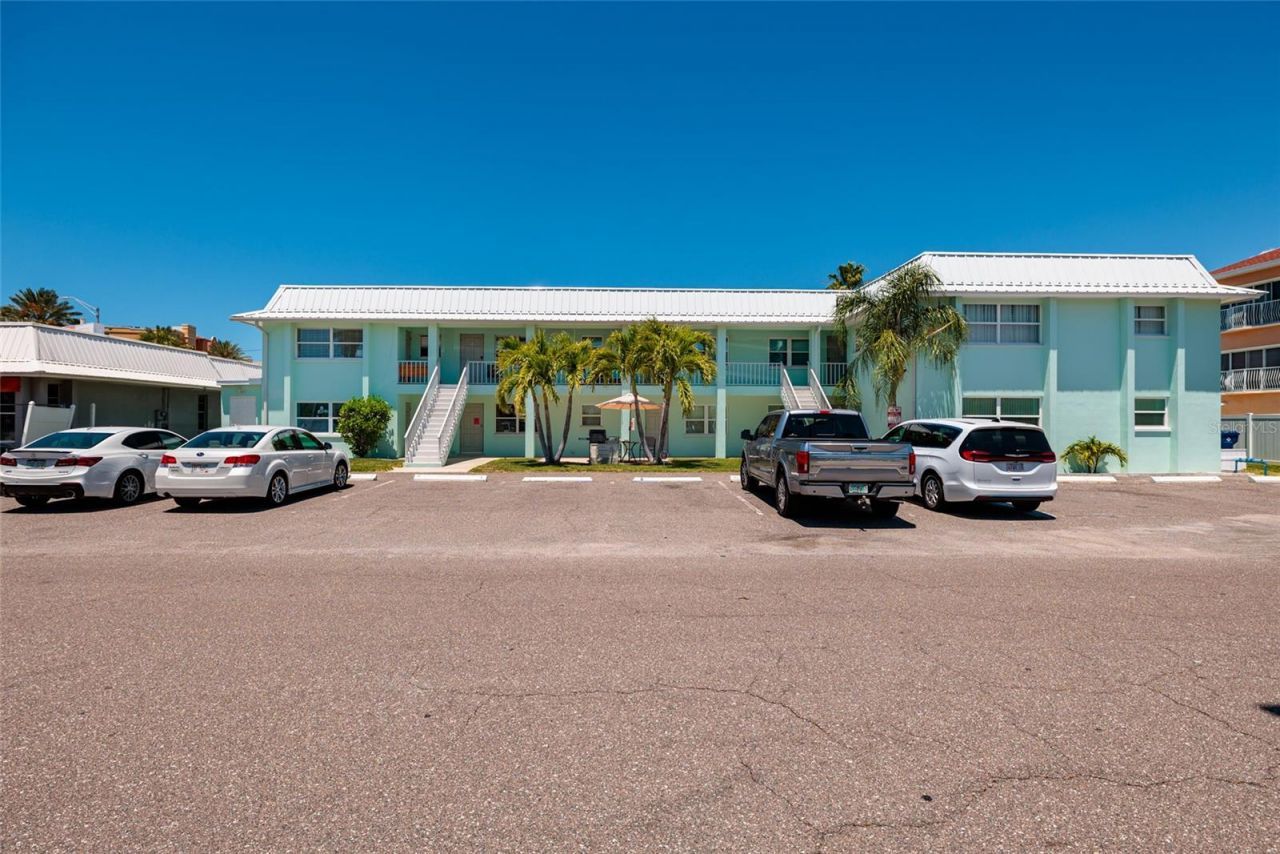 10 164th Avenue, Unit 1, Redington Beach, FL 33708 Photo