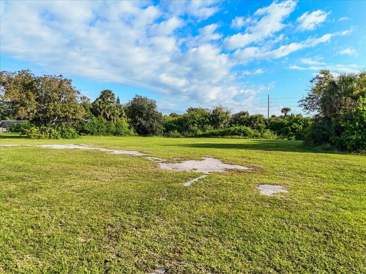 1771 S Ridge Wood Avenue, South Daytona, FL 32119 Photo