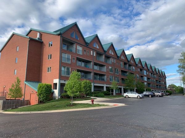 1111 Burlington Avenue , Unit 419, Lisle, IL 60532
