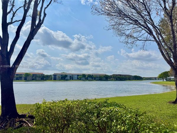 571 SW 141st Ave, Unit 208N, Pembroke Pines, FL 33027
