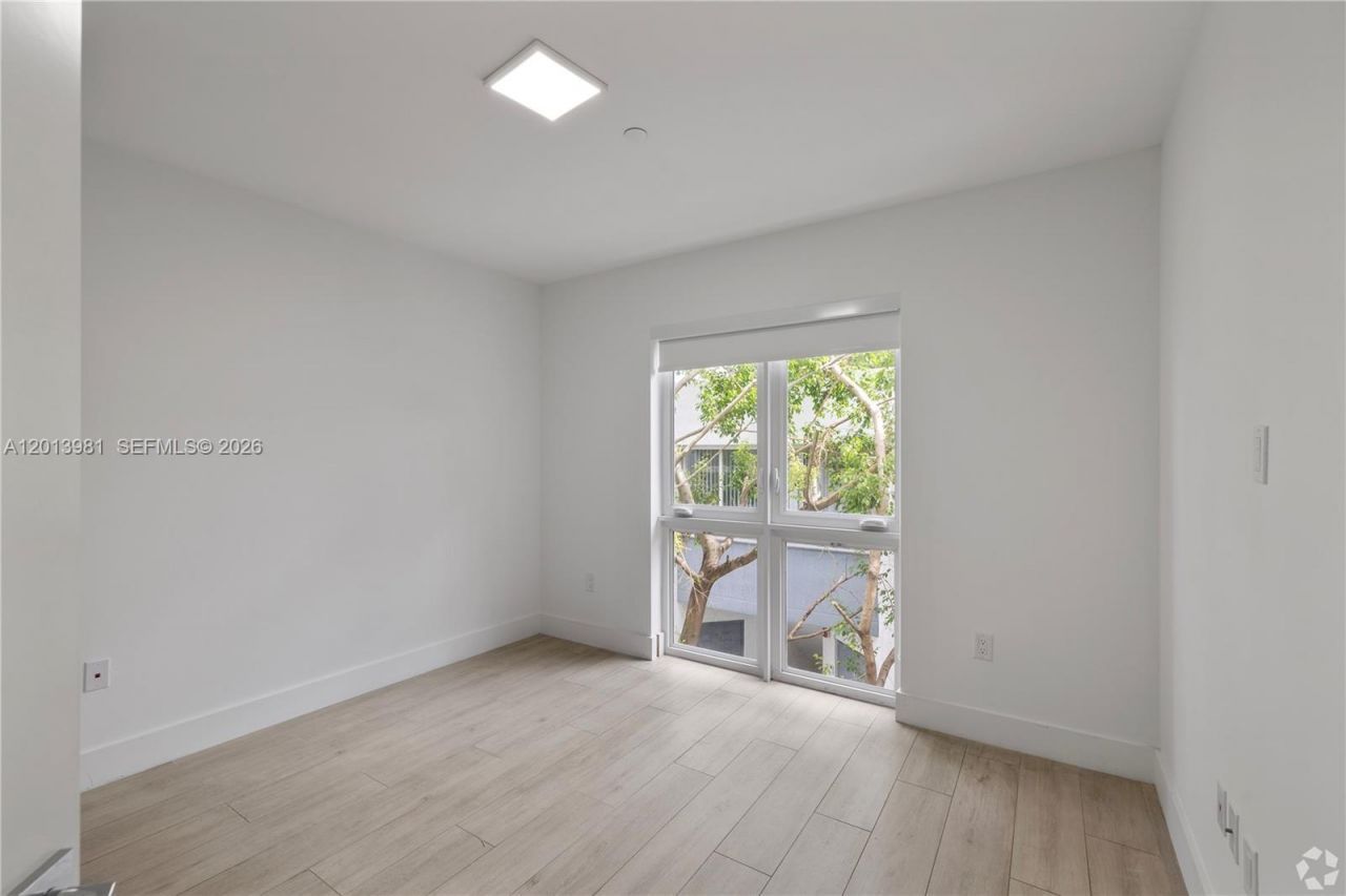 434 SW 10th St , Unit A, Miami, FL 33130 Photo